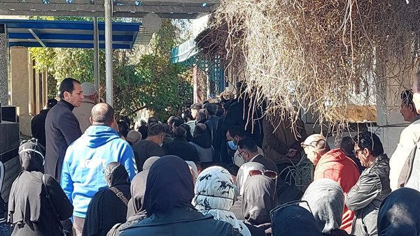 جانب من تشييع الجثمان