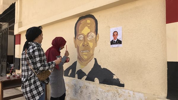 جانب من الرسومات