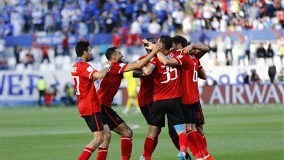 الأهلي يضرب الهلال السعودي بثلاثية في الشوط الأول بكأس العالم للأندية
