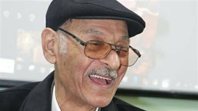 المثقفون ينعون عم كامل عيد: وداعا شاعر المقاومة الشعبية