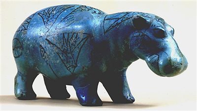 متحف تاريخ الفن بـ فيينا يعرض تمثال أثري لفرس النهر 