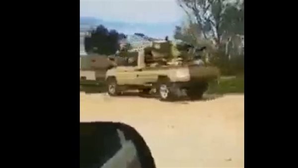 قوات عسكريه تتجه