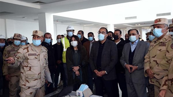 مدبولى يتفقد أول