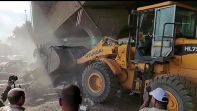 إزالة 30 حالة تعدٍ على أراضي الدولة وحرم الطرق بالجيزة