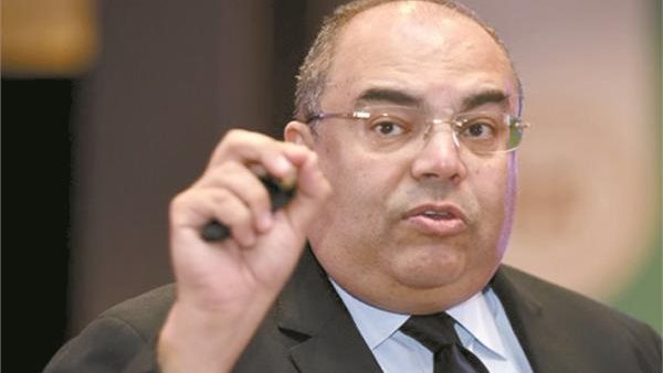 الدكتور محمود محي