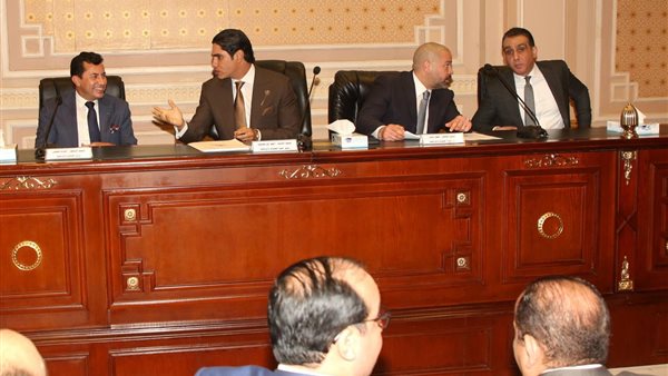 اجتماع سابق للجنة