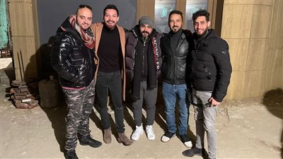 محمود حجازي يزور لوكيشن تصوير مسلسل بيت الشدة |صور