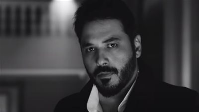بـ لوك مختلف.. رامي عياش يهدى جمهوره أحدث أغانيه في عيد الحب