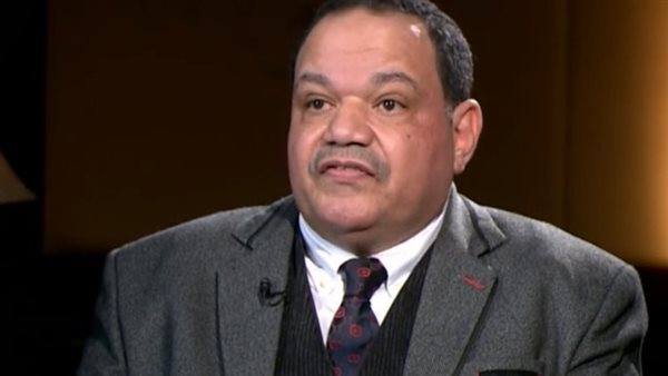 رأفت عباس - رئيس