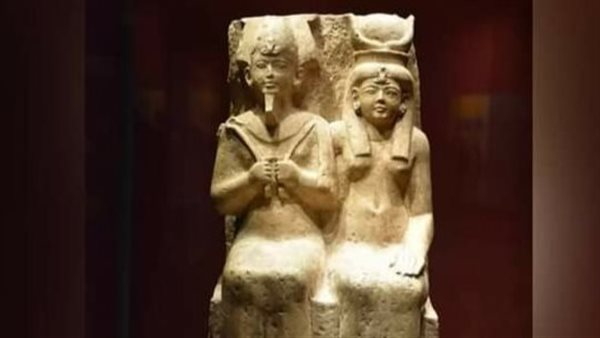  تمثال مزدوج من الحجر