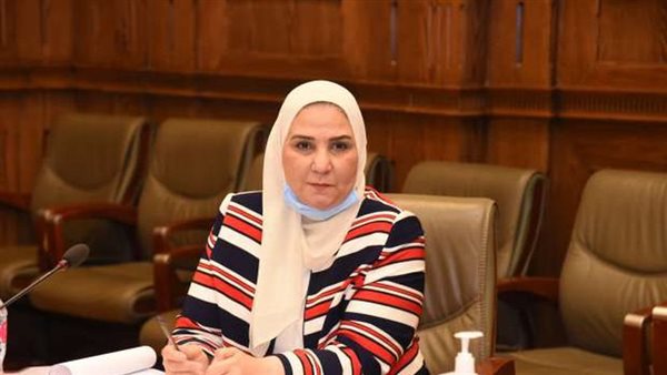 نيفين القباج وزيرة