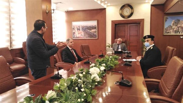 محافظ بورسعيد 