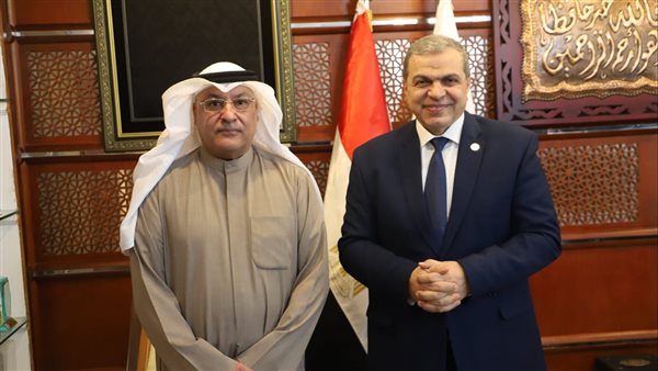 وزير القوى العاملة