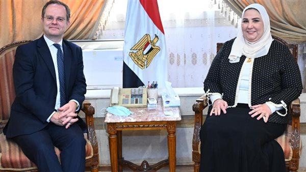 نيفين القباج وزيرة