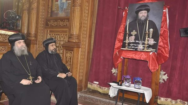 جانب من صلاة الثالث