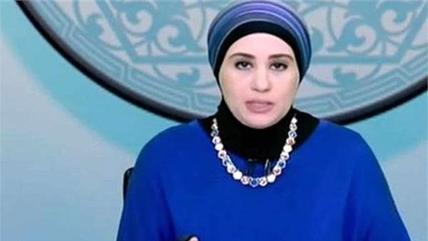 نادية عمارة