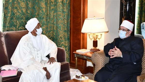 وزير الأوقاف ورئيس