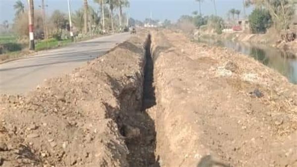 أعمال حفر خط مياه