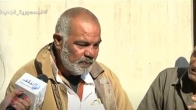 حياة وسط الأموات.. مأساة عم طارق طردته بناته وزوجته من المنزل بسبب تبوله اللاإرادي | فيديو