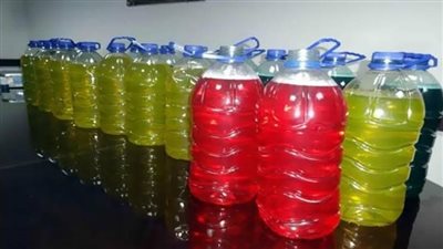 ضبط 2 طن ونصف صابون سائل مجهول المصدر داخل محل بسوهاج