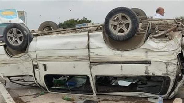 حادث انقلاب ميكروباص