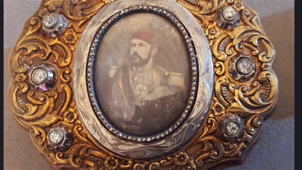 علبة من الذهب للخديوي