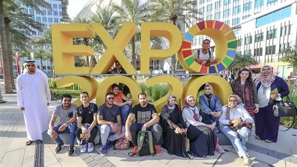 طلاب عين شمس