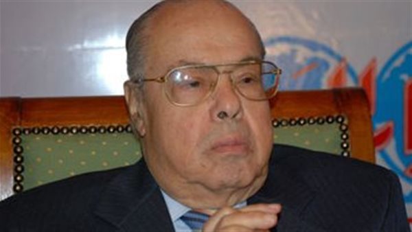 الكاتب الصحفي جلال