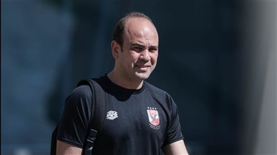 طبيب الأهلي يتوجه إلى النمسا لمتابعة جراحة عمار حمدي