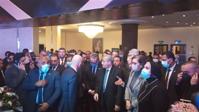 بحضور وزير التموين.. انطلاق المعرض الدولي لإنتاج وتصدير الذهب نبيو | صور 