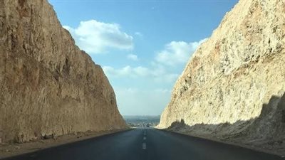 استمرار غلق الطريق الصحراوي الشرقي بسبب السيول