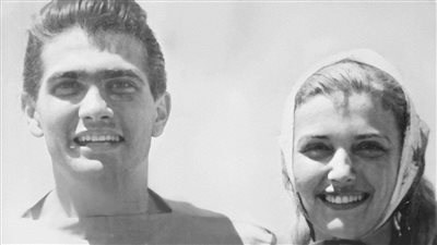 حاولت قتله وكانت تغير منه.. كواليس علاقة يوسف فخر الدين بشقيقته في ذكرى ميلاده 