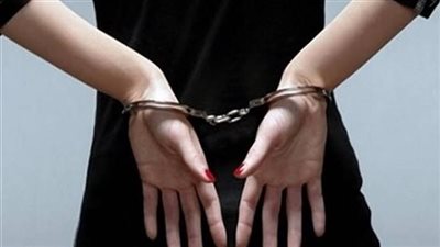 ضبط سيدة صدمت صاحب شركة بسيارتها في مصر الجديدة