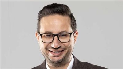 الأطباء عن أحمد أبو النصر: غير مدون بسجلات النقابة ولم يصدر له تصريح مزاولة المهنة | بث مباشر