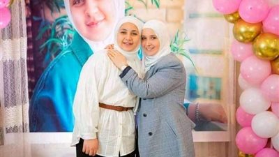 جنى طفلة طيور الجنة تعلن ارتداء الحجاب | صور