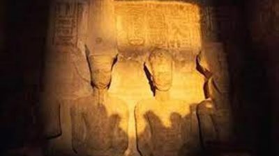 خبير أثري يكشف سبب بناء معبد أبو سمبل