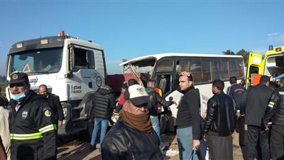 خروج 11 مصابًا بحادثة تصادم أتوبيس عمال بالإسكندرية من مستشفى العامرية