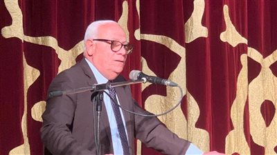 محافظ بورسعيد يوجه رؤساء الأحياء بتكثيف حملات غلق سناتر للدروس الخصوصية 