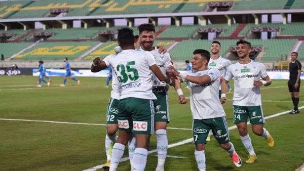 فرحة لاعبي المصري