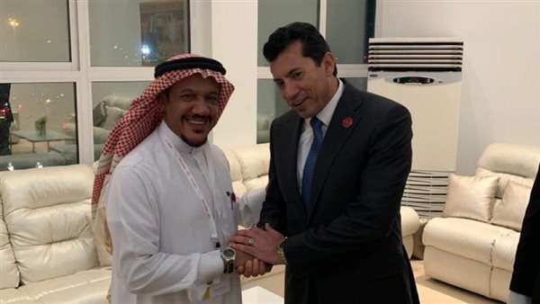 وزير الشباب والرياضة