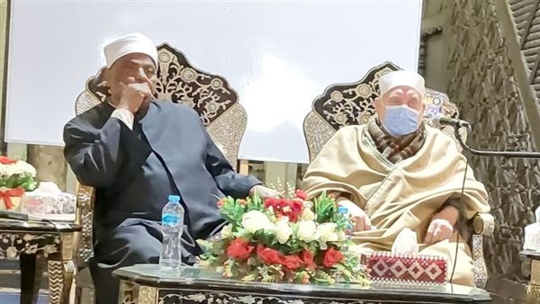 الدكتور أحمد عمر