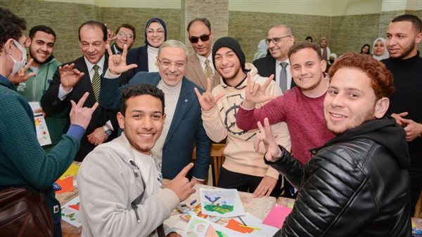 رئيس جامعة طنطا يشهد