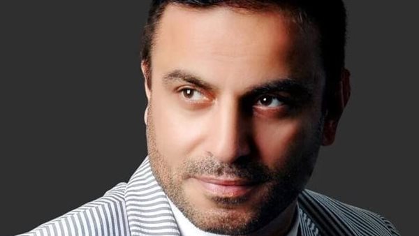 الدكتور عادل عبد