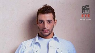 تتناول قصة حقيقية بحياته.. تفاصيل أغنية مشكلة جامدة لشقيق رامي صبري الراحل