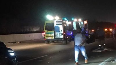 إصابة 7 أشخاص في انقلاب سيارة عمال بالشروق