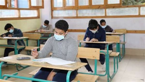 طلاب الشهادة الاعدادية