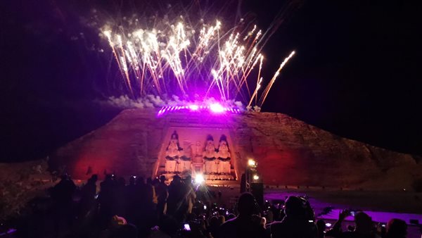 احتفالية فنية مبهرة