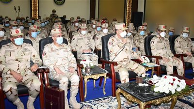 رئيس الأركان يشهد المرحلة الرئيسية لمشروع مراكز القيادة الخارجي إعصار 63