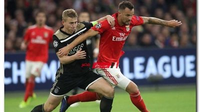 التشكيل الرسمي لمواجهة بنفيكا وأياكس في دوري أبطال أوروبا