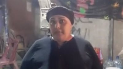 أشهر بائعة كفتة في ميدان الجيش: بيجيلي مشاهير كتير.. وربنا بيحلل لكل واحد رزقه | بث مباشر